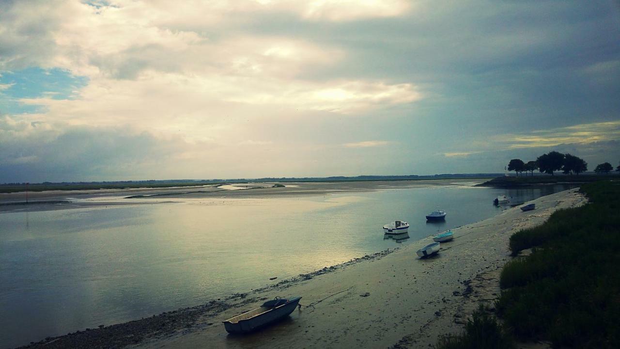Odyssee Gite Sur Peniche Saint-Valéry-sur-Somme Ngoại thất bức ảnh